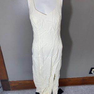 Women’s CDC Ivory Size 10 sleevless dress